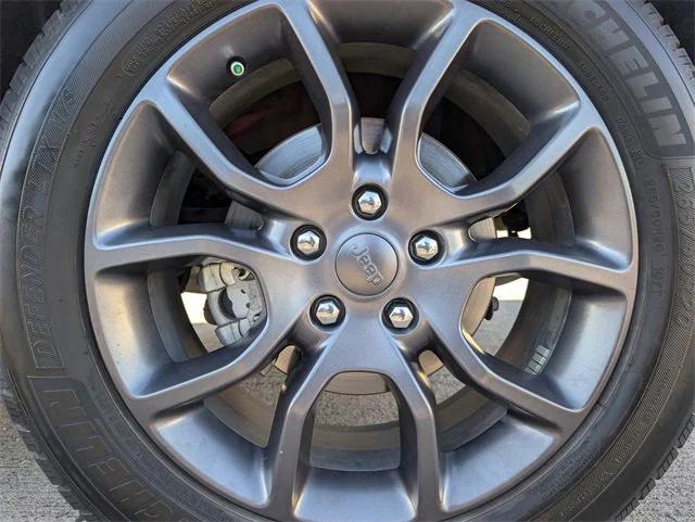 used 2020 Jeep Grand Cherokee car, priced at $17,688