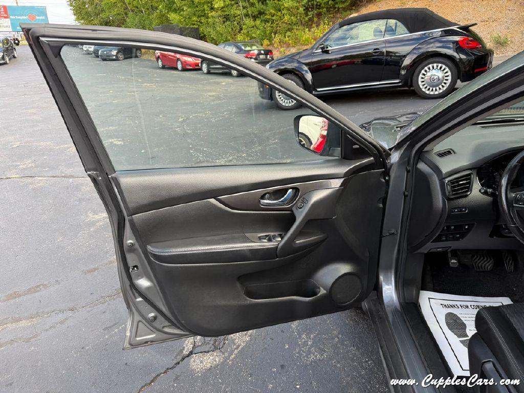 used 2019 Nissan Rogue car, priced at $14,995