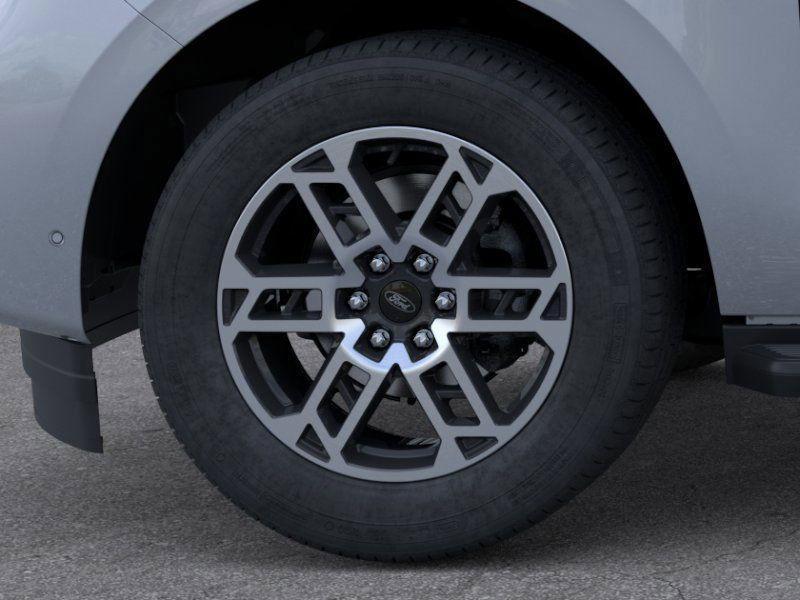 new 2025 Ford Expedition car, priced at $69,565