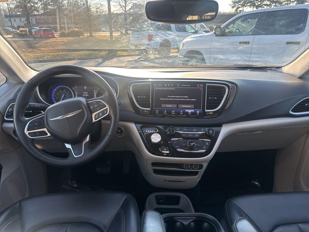 used 2023 Chrysler Pacifica car, priced at $23,944