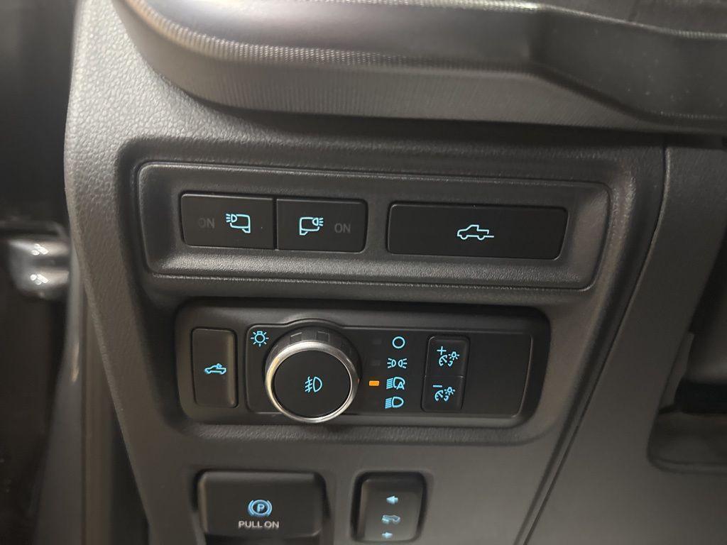 used 2022 Ford F-150 car, priced at $40,499