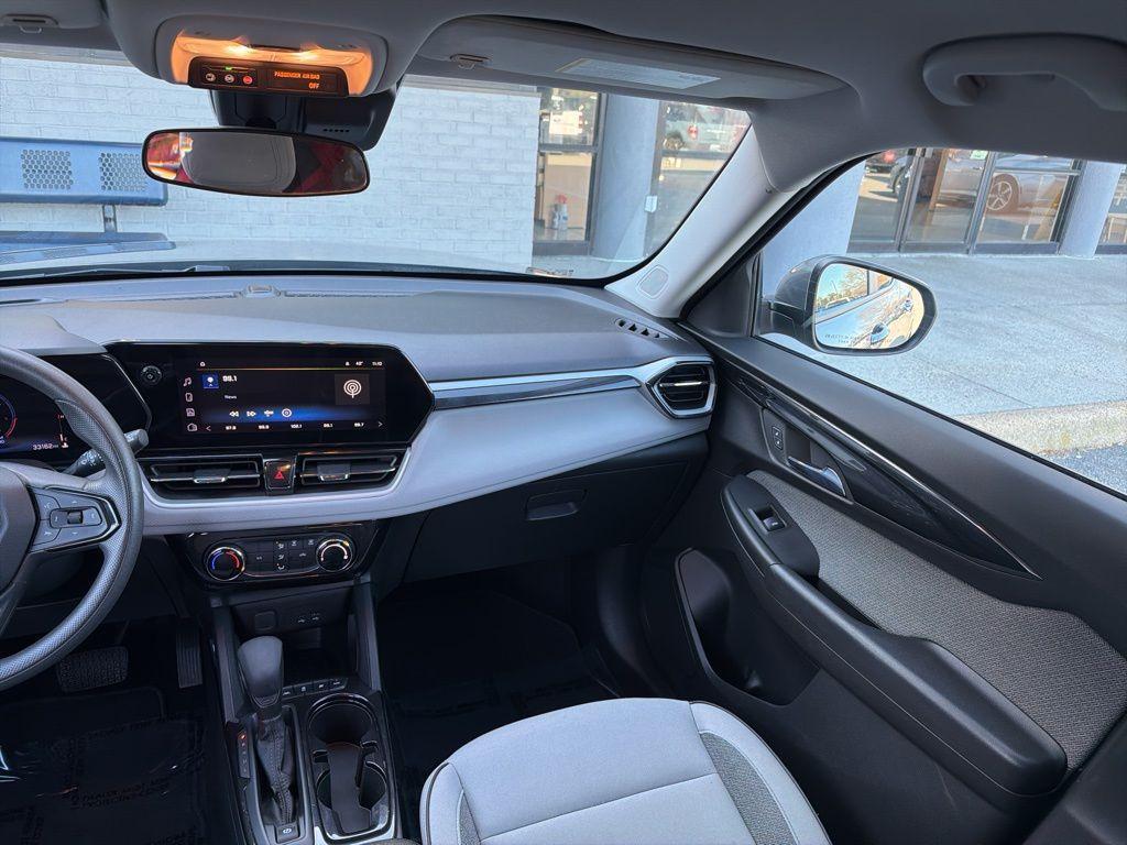 used 2025 Chevrolet TrailBlazer car, priced at $20,223