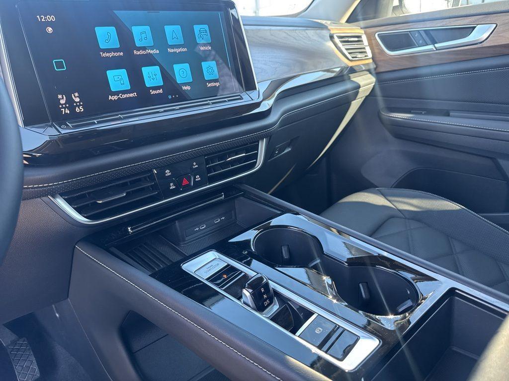 used 2025 Volkswagen Atlas car, priced at $30,999