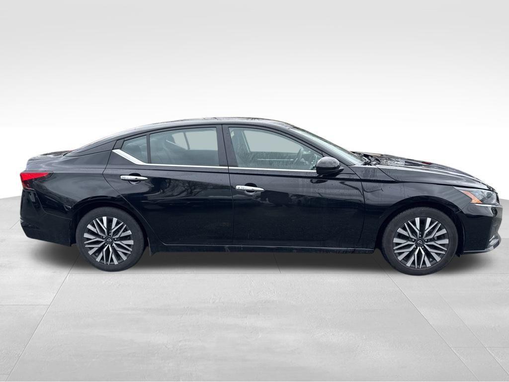 used 2023 Nissan Altima car, priced at $17,642