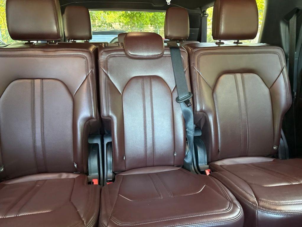used 2024 Ford Expedition Max car, priced at $46,009