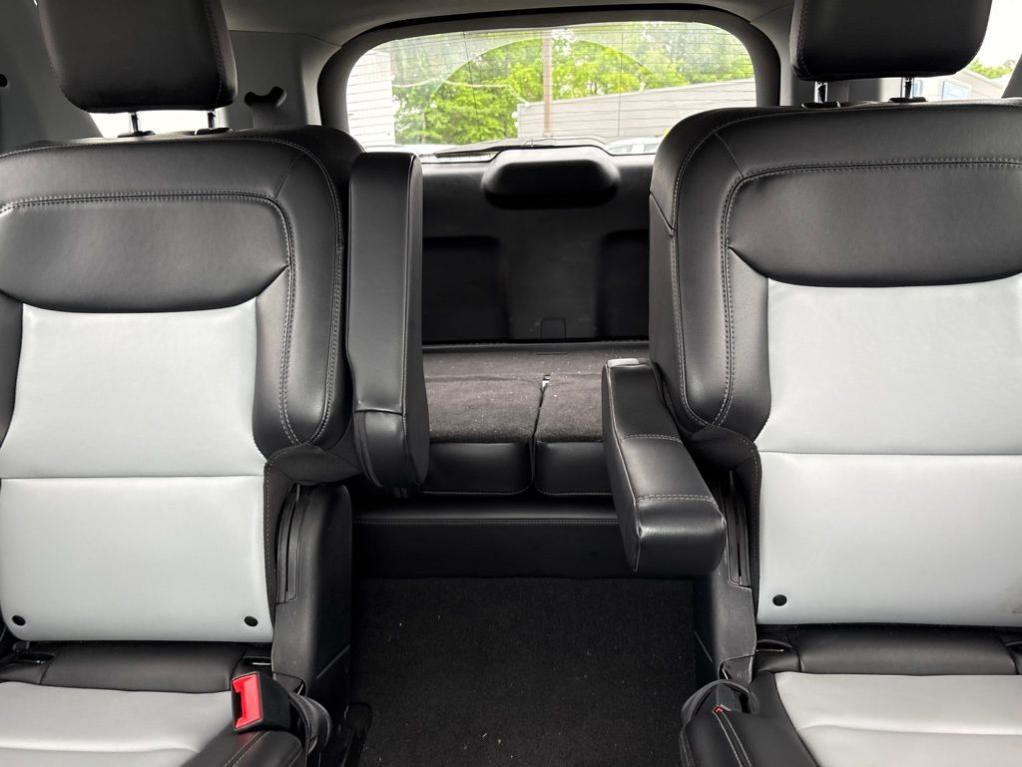 used 2022 Ford Explorer car, priced at $27,335