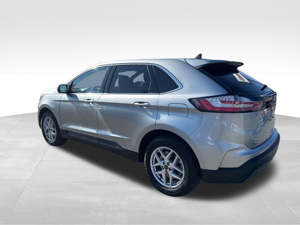 used 2024 Ford Edge car, priced at $19,499