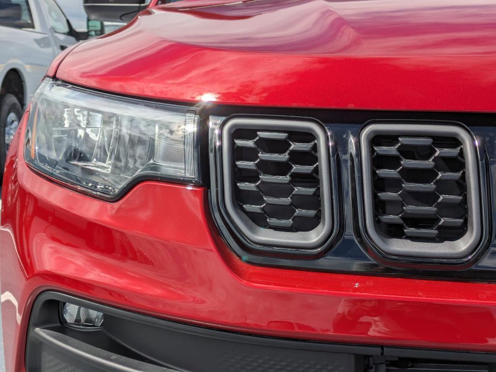 new 2026 Jeep Compass car, priced at $30,498