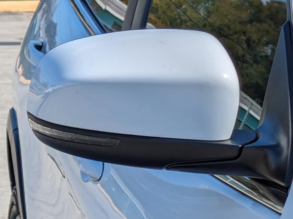 used 2019 Jeep Cherokee car, priced at $15,986