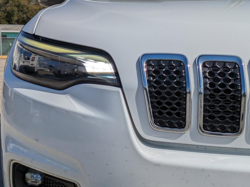 used 2019 Jeep Cherokee car, priced at $15,986
