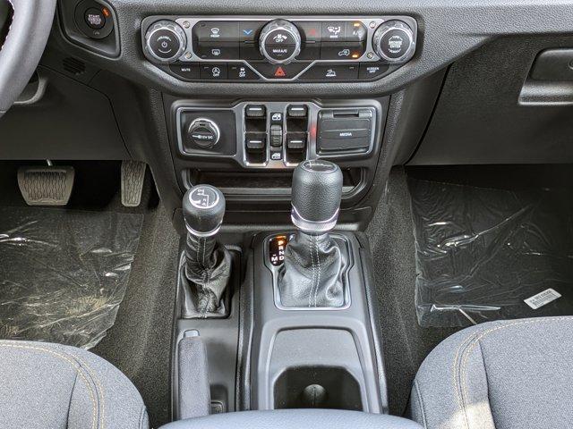 new 2025 Jeep Gladiator car, priced at $40,998