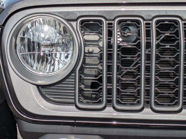 new 2025 Jeep Gladiator car, priced at $40,998