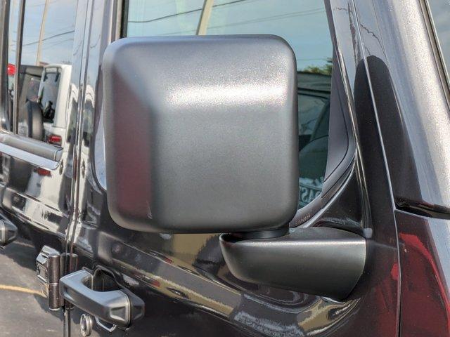 new 2025 Jeep Gladiator car, priced at $40,998