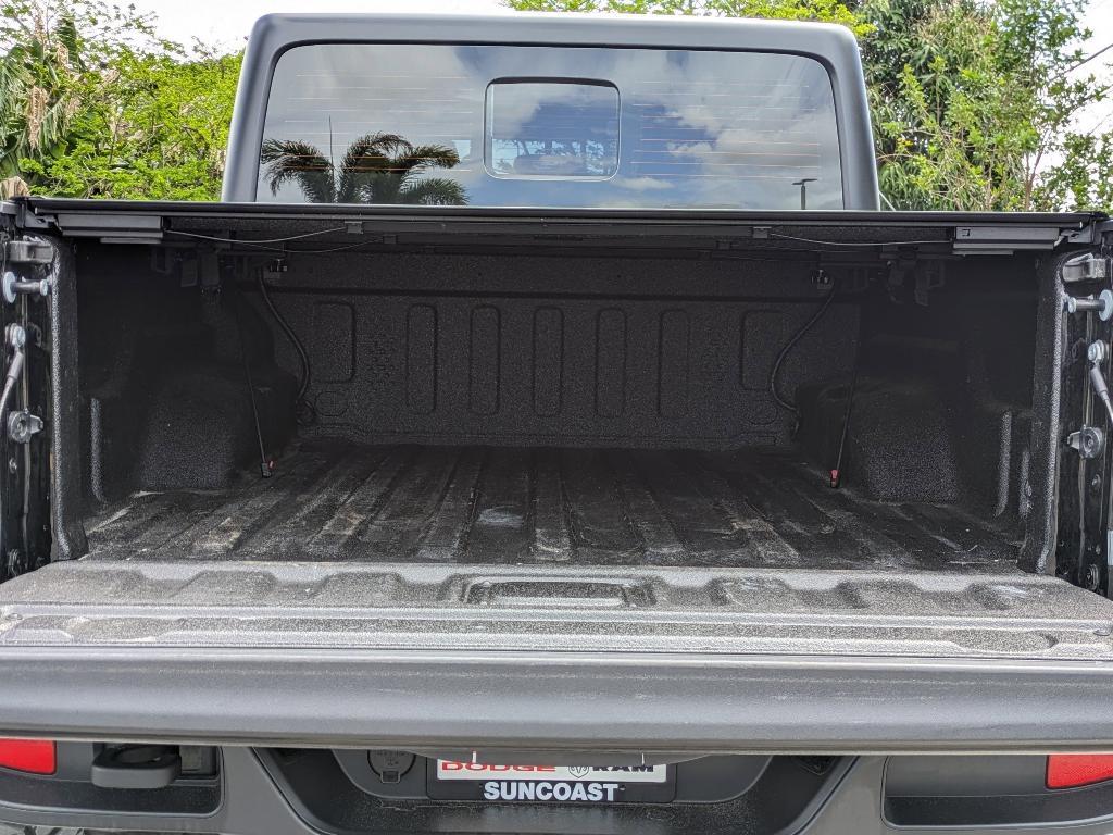 used 2025 Jeep Gladiator car, priced at $39,869