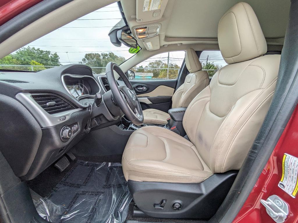 used 2017 Jeep Cherokee car, priced at $15,589