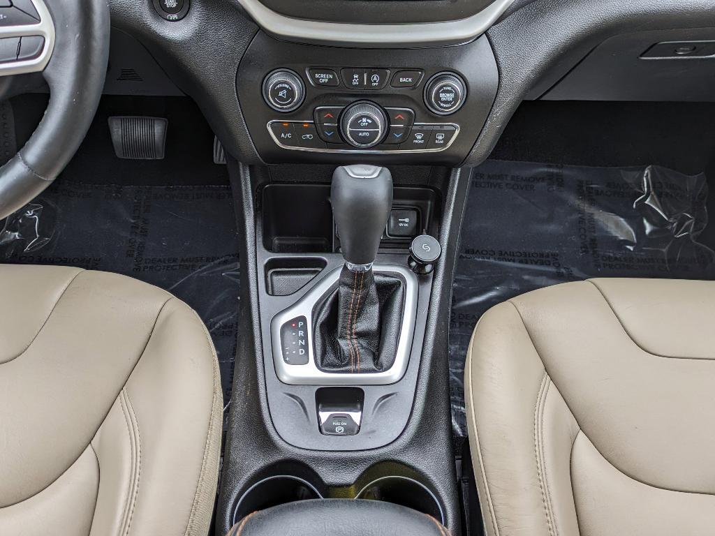 used 2017 Jeep Cherokee car, priced at $15,589