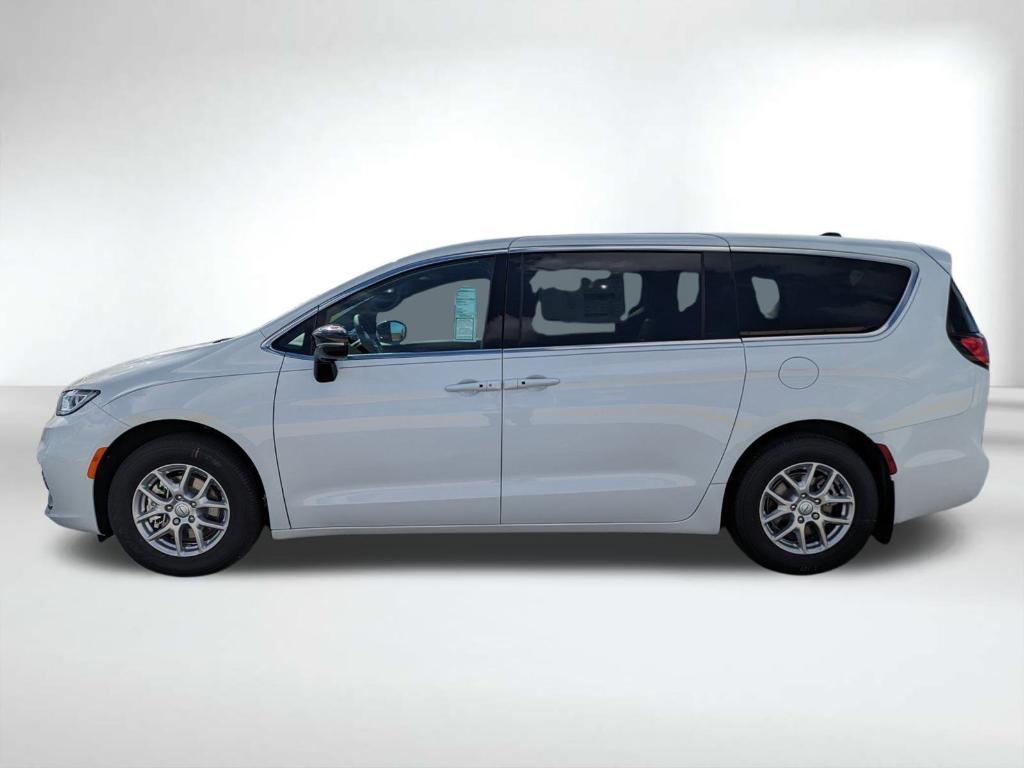 new 2026 Chrysler Pacifica car, priced at $40,993
