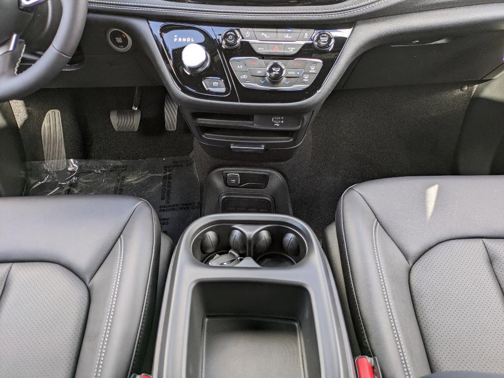 new 2026 Chrysler Pacifica car, priced at $40,993