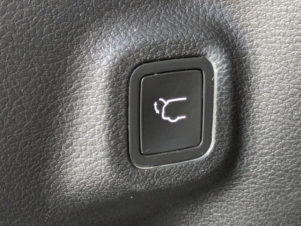 used 2018 Jeep Compass car, priced at $13,496