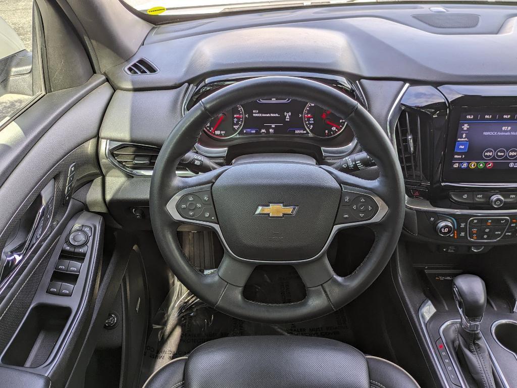 used 2023 Chevrolet Traverse car, priced at $35,986