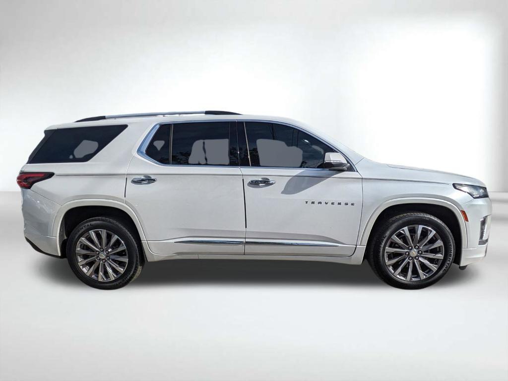 used 2023 Chevrolet Traverse car, priced at $35,986