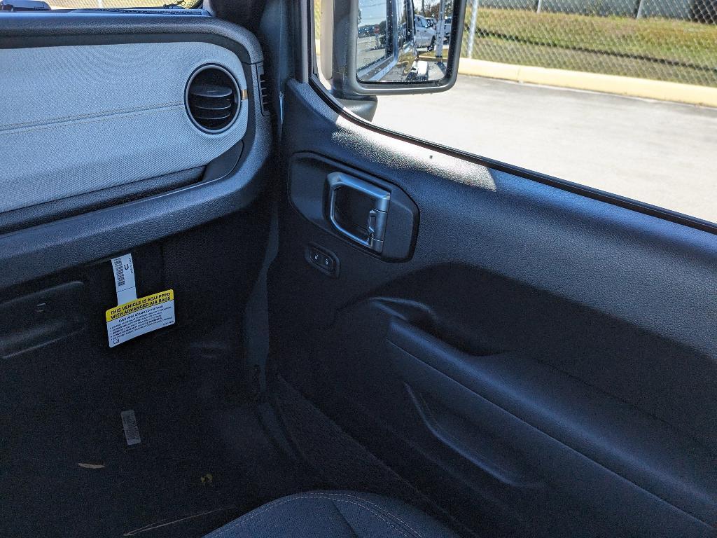 new 2026 Jeep Wrangler car, priced at $48,298