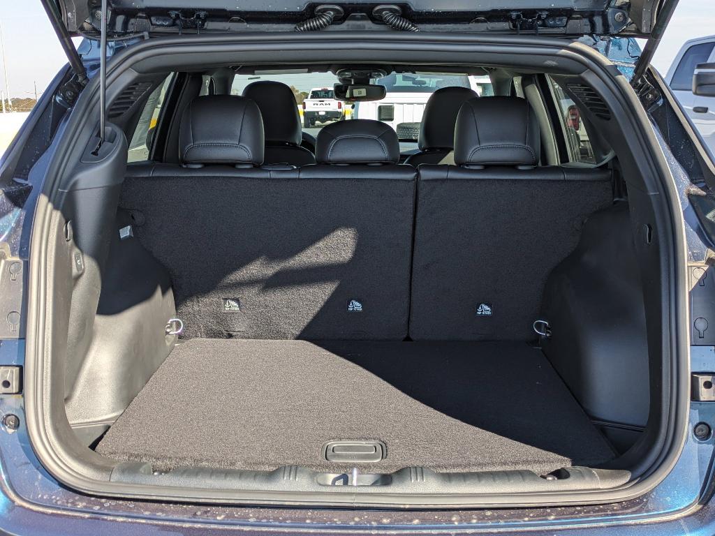 new 2026 Jeep Compass car, priced at $33,177