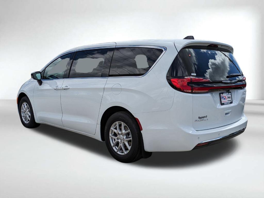 new 2026 Chrysler Pacifica car, priced at $43,289