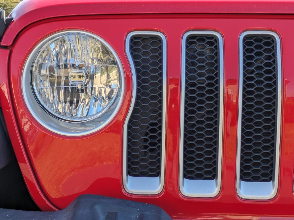 used 2018 Jeep Wrangler Unlimited car, priced at $23,469