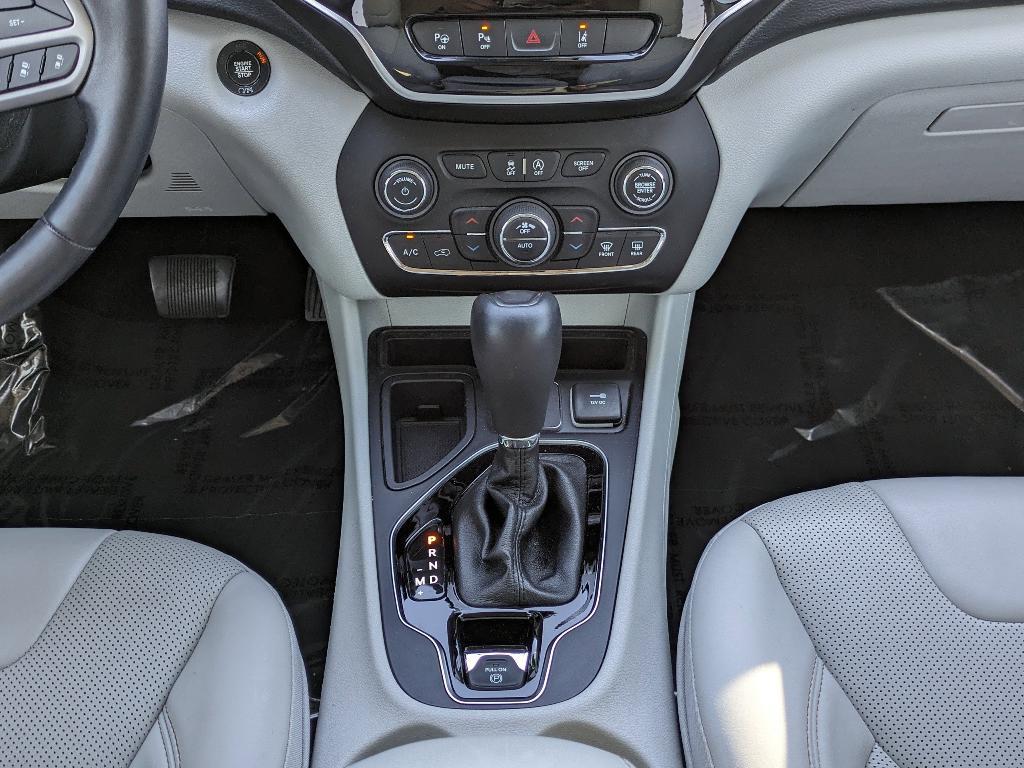 used 2019 Jeep Cherokee car, priced at $20,986