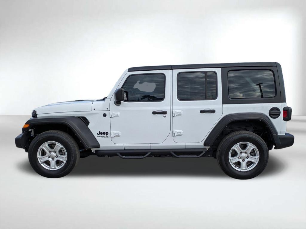used 2022 Jeep Wrangler Unlimited car, priced at $29,586