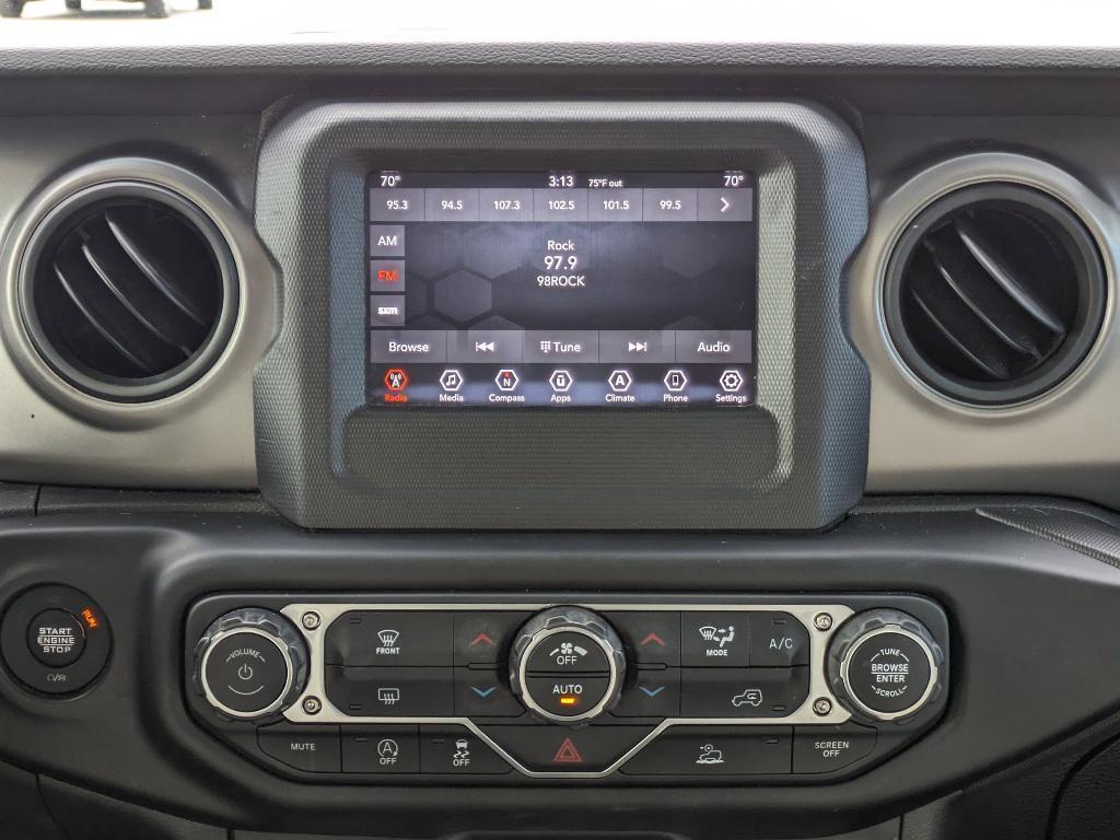 used 2022 Jeep Wrangler Unlimited car, priced at $29,586