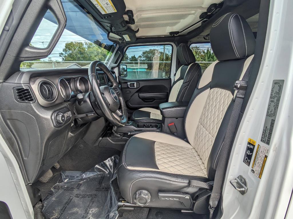 used 2022 Jeep Wrangler Unlimited car, priced at $29,586