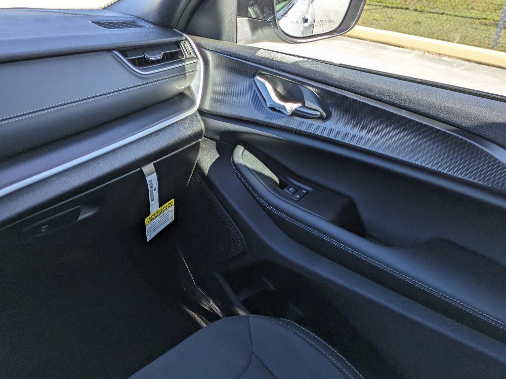 new 2025 Jeep Grand Cherokee car, priced at $31,964