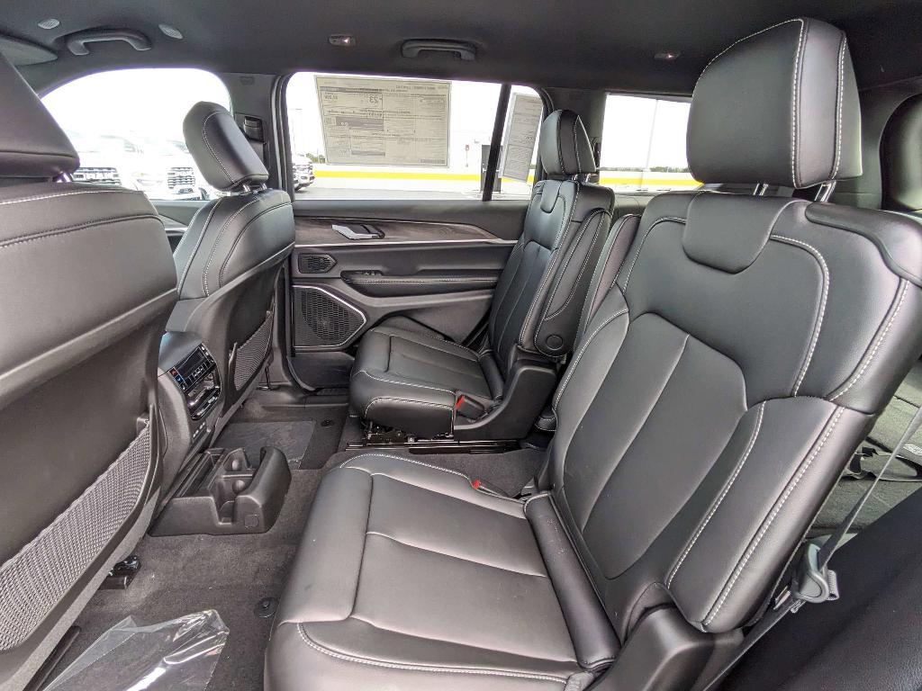 new 2026 Jeep Grand Cherokee L car, priced at $43,955