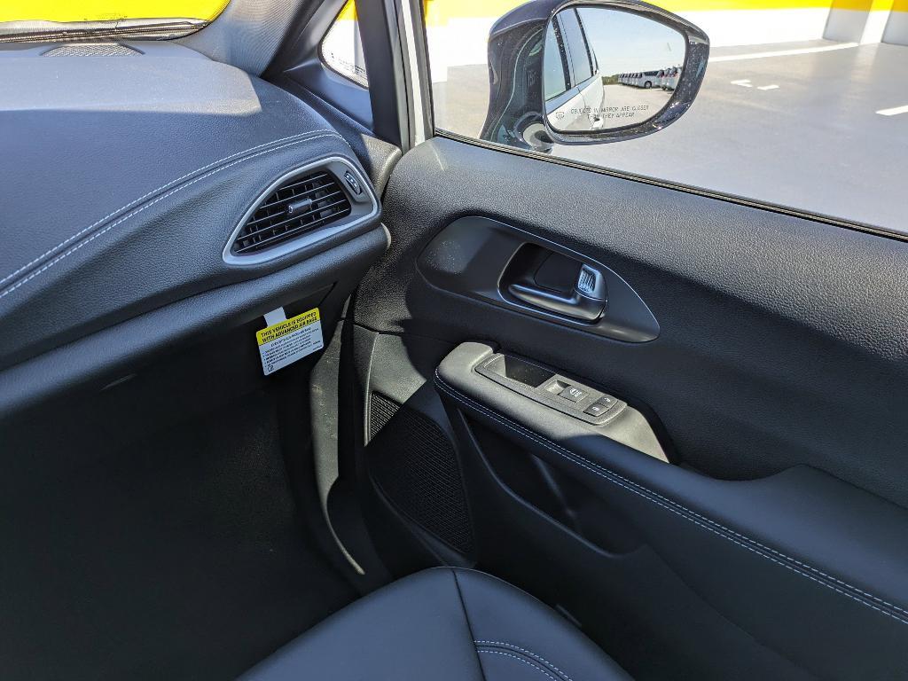 new 2026 Chrysler Pacifica car, priced at $44,389