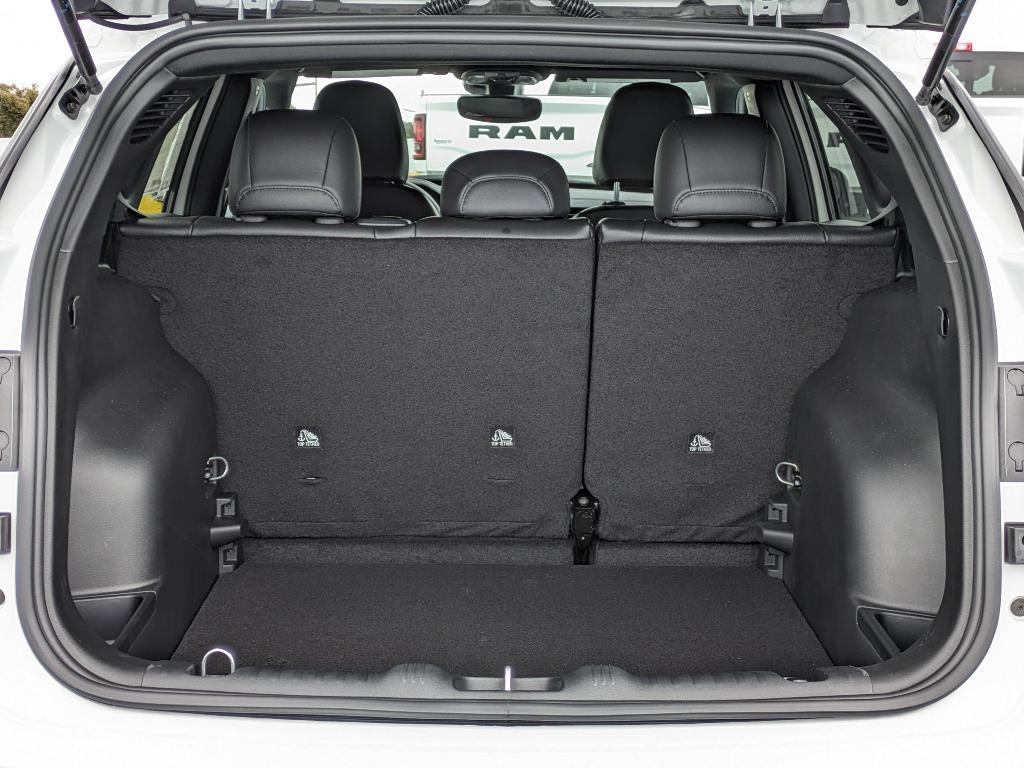 new 2026 Jeep Compass car, priced at $29,689