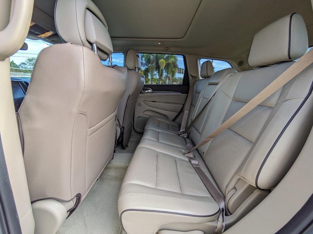 used 2017 Jeep Grand Cherokee car, priced at $18,496