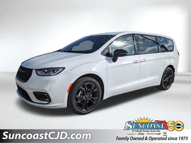 new 2026 Chrysler Pacifica car, priced at $42,497