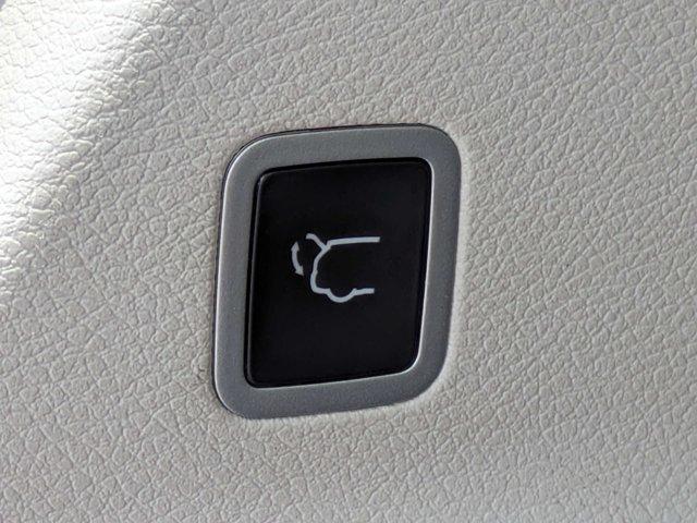 used 2024 Chrysler Pacifica car, priced at $26,991