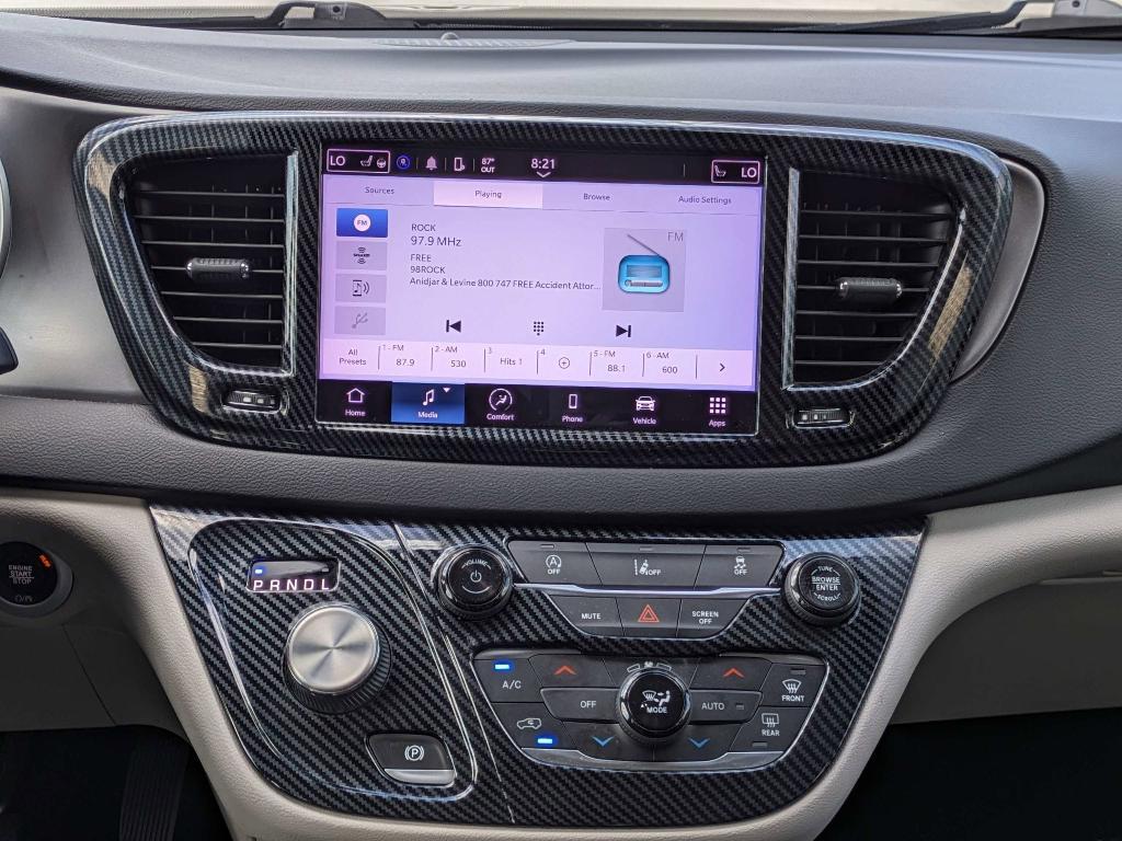 used 2022 Chrysler Pacifica car, priced at $25,498