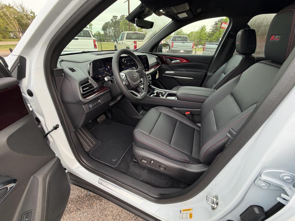 new 2026 Chevrolet Traverse car, priced at $53,155