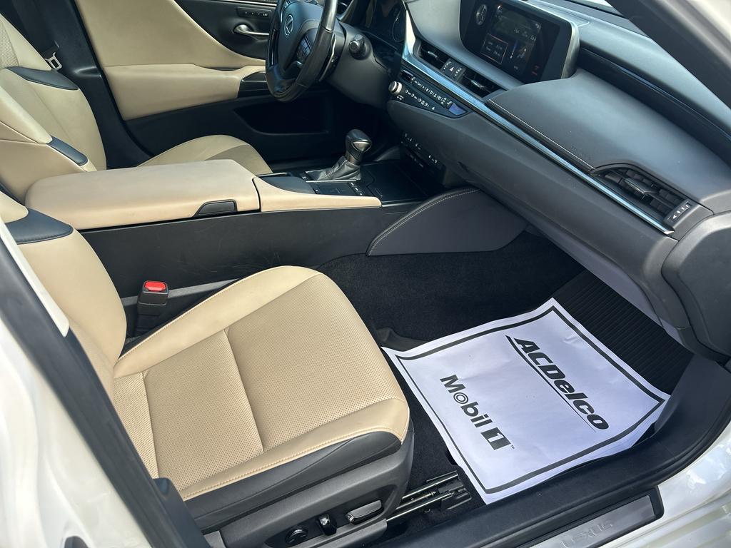 used 2021 Lexus ES 250 car, priced at $28,885