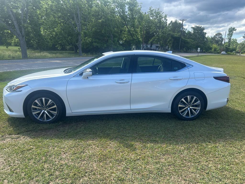used 2021 Lexus ES 250 car, priced at $28,885