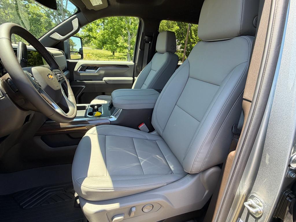 new 2026 Chevrolet Silverado 2500 car, priced at $76,835