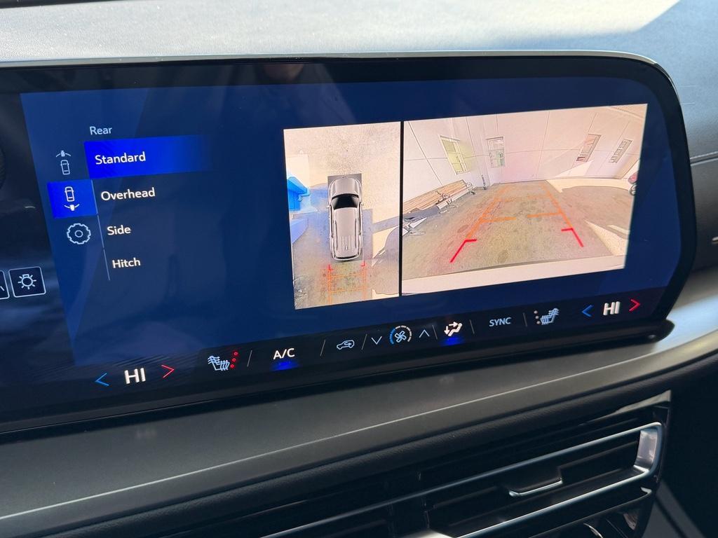 new 2026 Chevrolet Traverse car, priced at $44,260