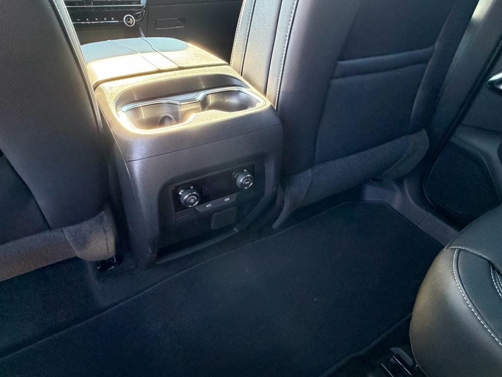 new 2026 Chevrolet Traverse car, priced at $44,260