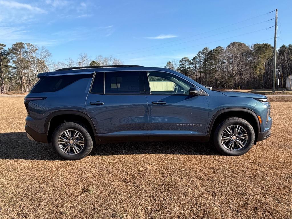 new 2026 Chevrolet Traverse car, priced at $44,260
