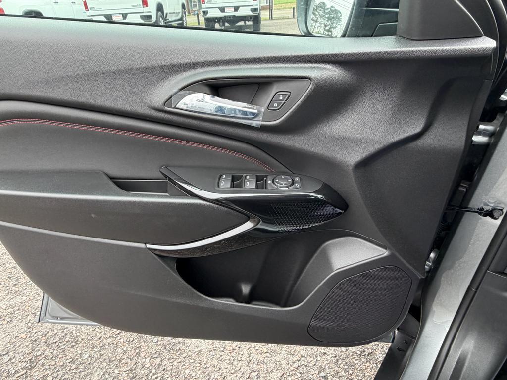 new 2026 Chevrolet Trax car, priced at $27,530