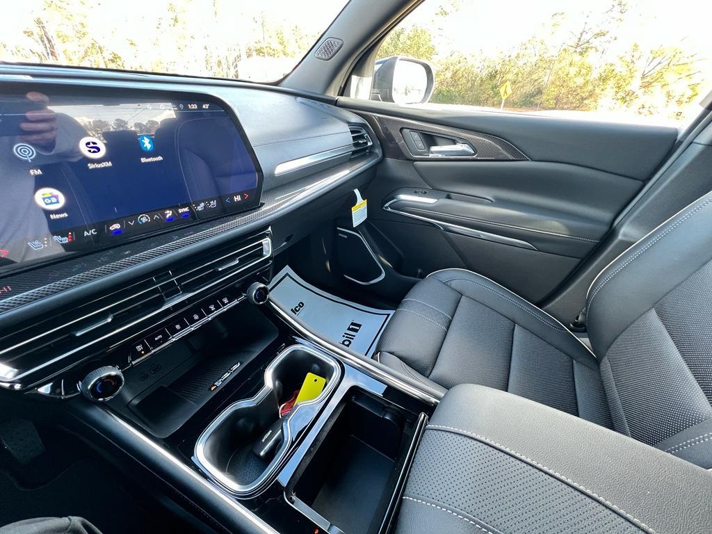 new 2026 Chevrolet Traverse car, priced at $56,235